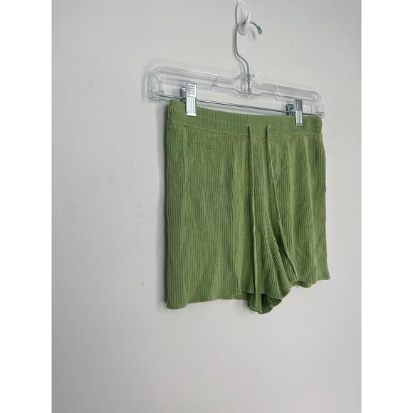 Callahan‎ Knitwear Two Piece Set Women S Ribbed Green Button Top Shorts - Picture 9 of 11